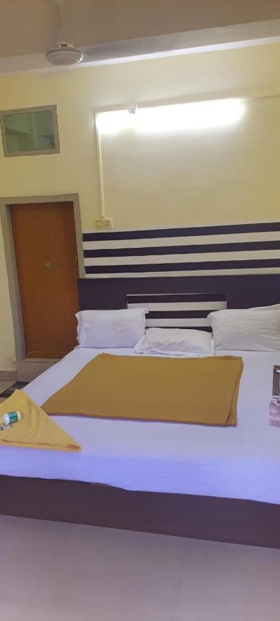 Hotel Orginal Residency Колам Екстериор снимка