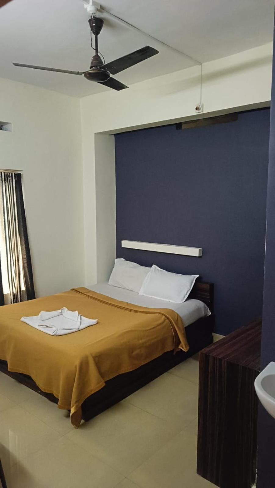 Hotel Orginal Residency Колам Екстериор снимка